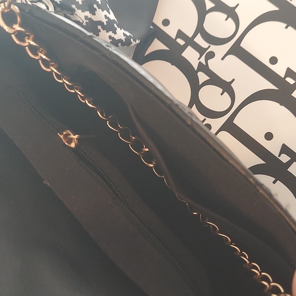 Dior Authentic 100% Silk Twilly with unbranded Beltbag and Chain - Picture 8 of 16